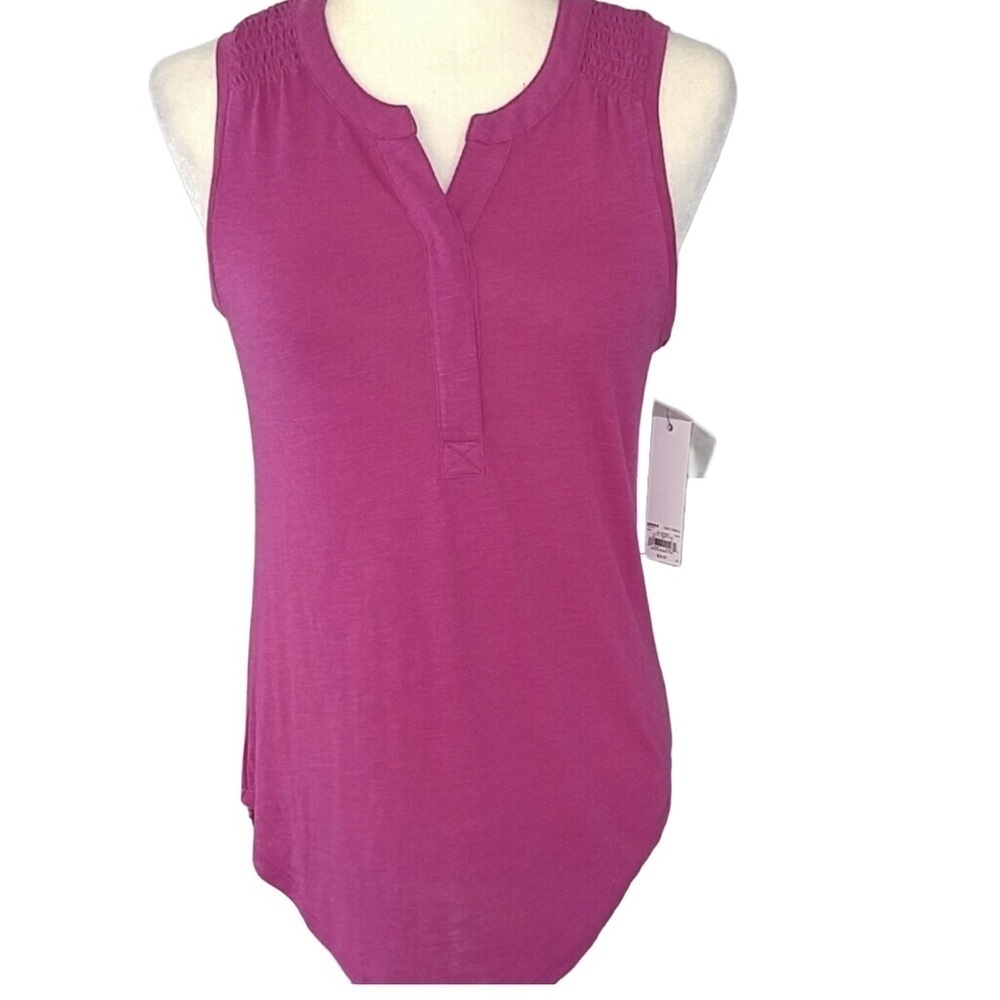 - NWT Pink sleeveless tunic top blouse